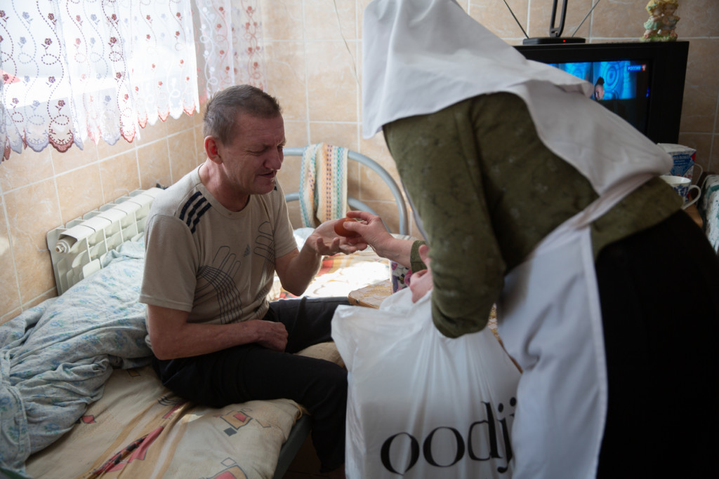 Пасхальные поздравления для подопечных приюта