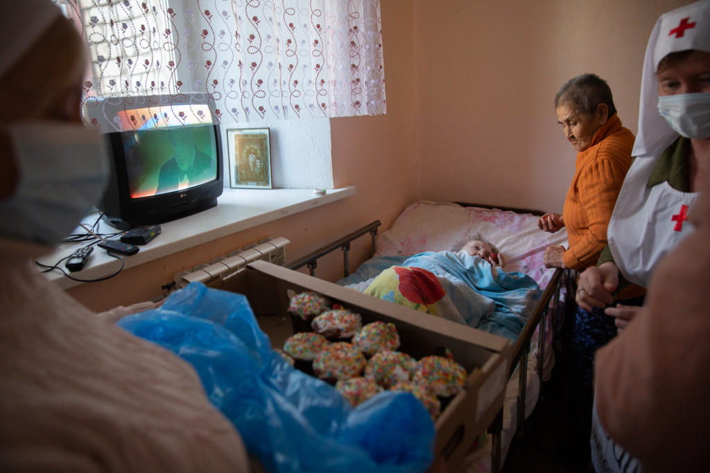 Пасхальные поздравления для подопечных приюта