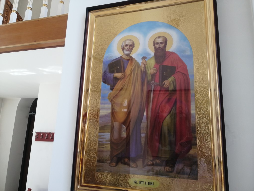 Храмовые иконы в храме Великомученика и целителя Пантелеимона