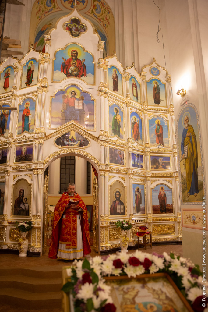 Иконостас храм Архангела Михаила