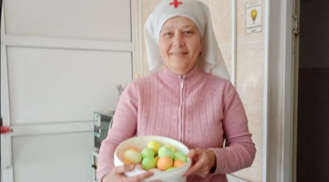 Радость на Пасху для бездомных